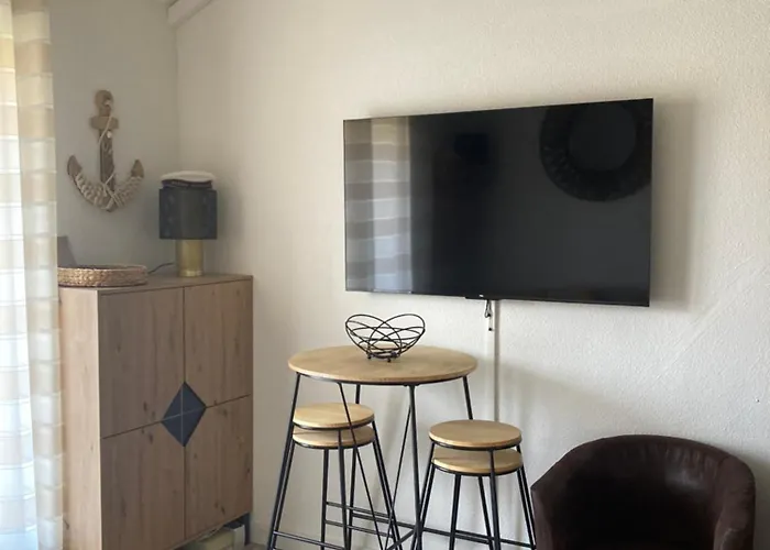 Maison Du Bonheur * לאוקאט